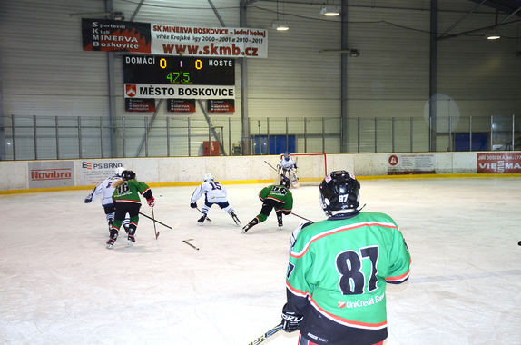 4. TŘÍDA (17. 3. 2019) - HC BOSKOVICE x KOMETA 11