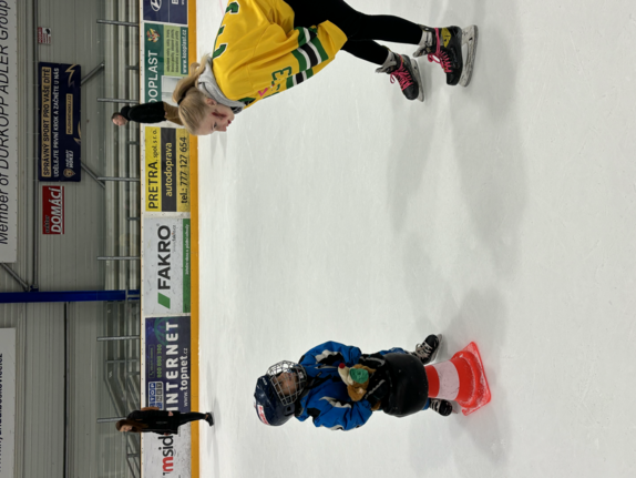 Halloween na ledě 2