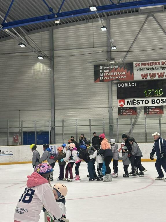 2025-01-23 Týden hokeje foto 2 3